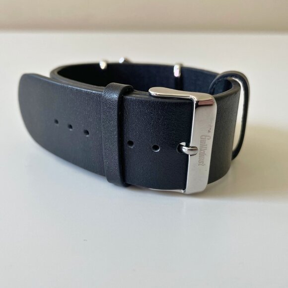 Gullkunst Geometric Leather Bracelet | Contemporary Icelandic Design - Picture 5 of 9